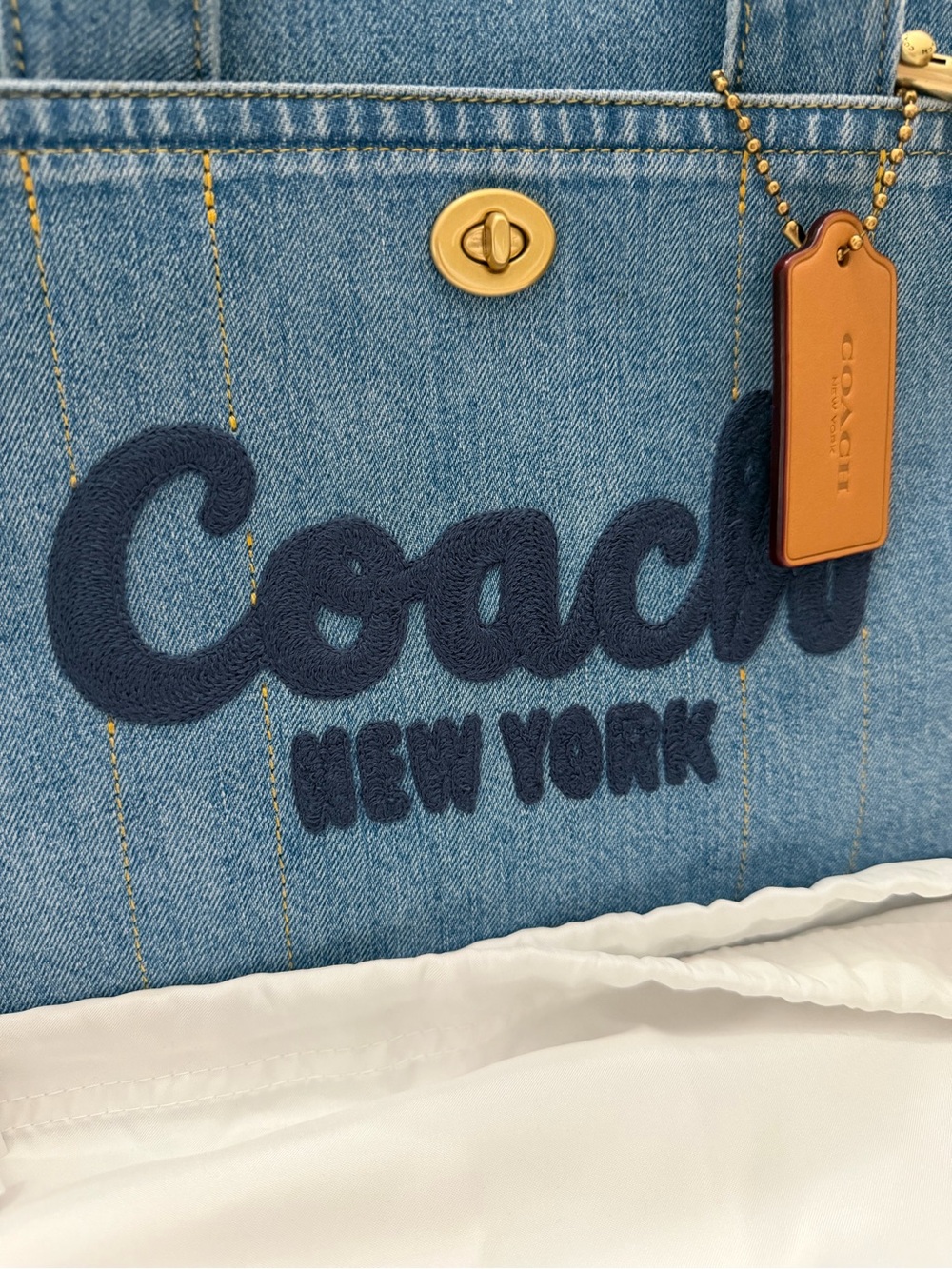 COACH Denim Cargo Tote & Dust Bag NWOT - Picture 5 of 15